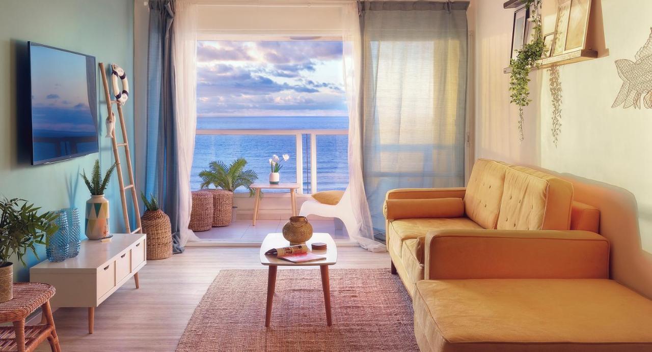 4 Bedroom Apartment On The Beach Tel Aviv-Jaffa Exterior foto