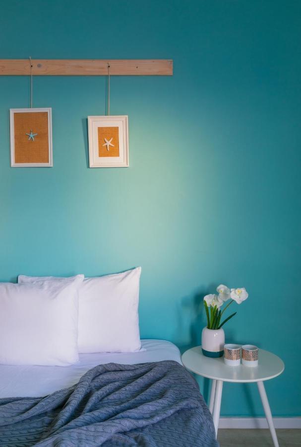 4 Bedroom Apartment On The Beach Tel Aviv-Jaffa Exterior foto