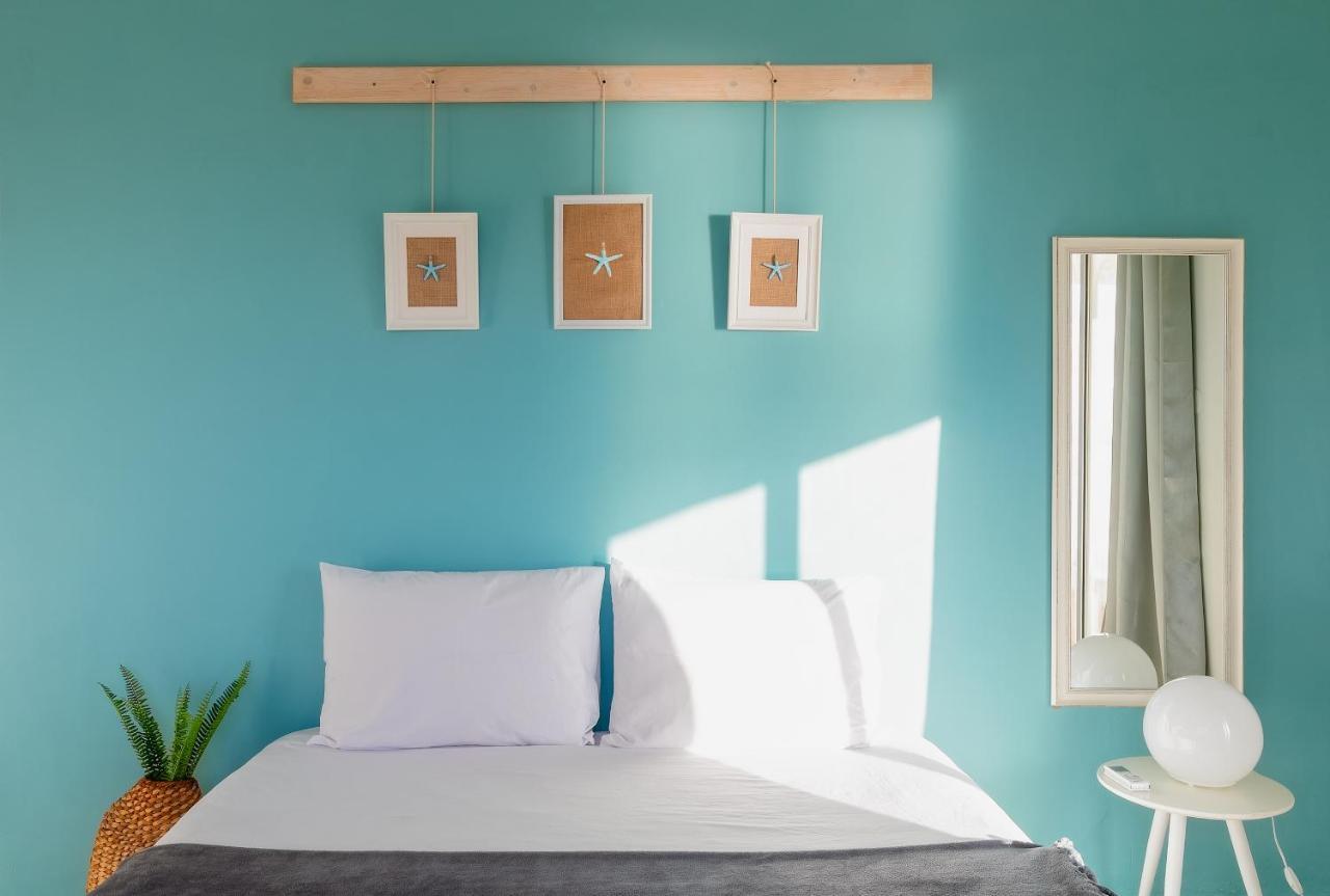 4 Bedroom Apartment On The Beach Tel Aviv-Jaffa Exterior foto