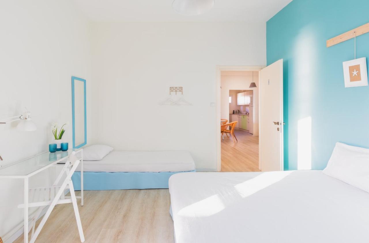 4 Bedroom Apartment On The Beach Tel Aviv-Jaffa Exterior foto